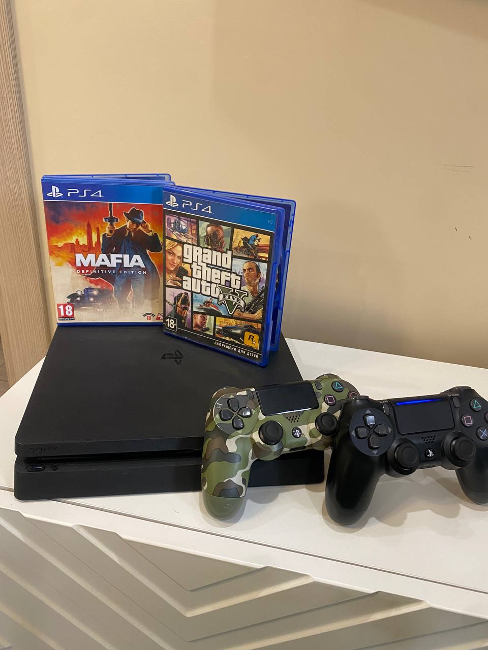 Продам PlayStation 4 slim 1tb - Электроника в Владивосток - фото 2