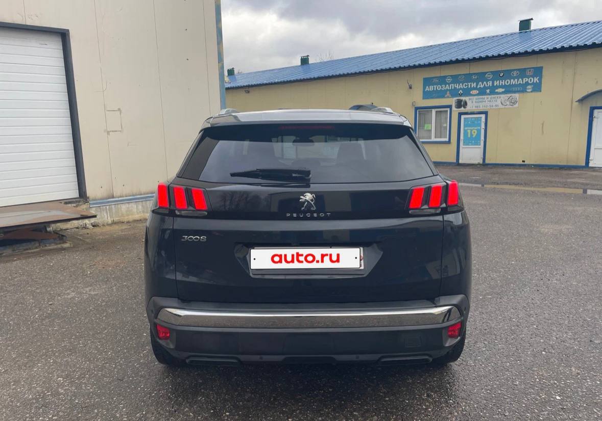 Срочная продажа Peugeot 3008 1.2 AT 2018 - Авто в Красногорск - фото 6